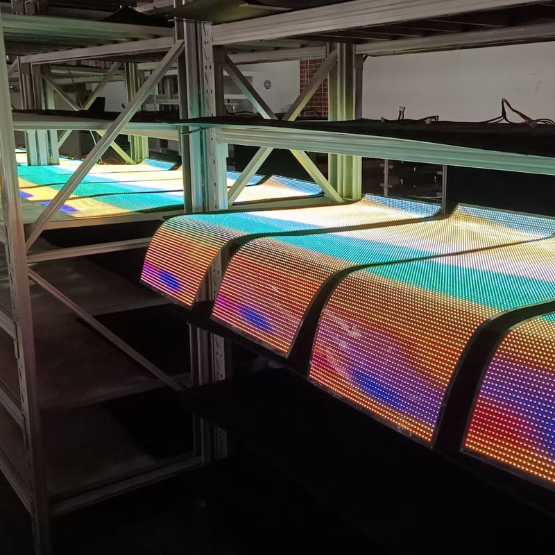 P6 P10 Pannello di visualizzazione a LED trasparente a colori pieni flessibile per interni