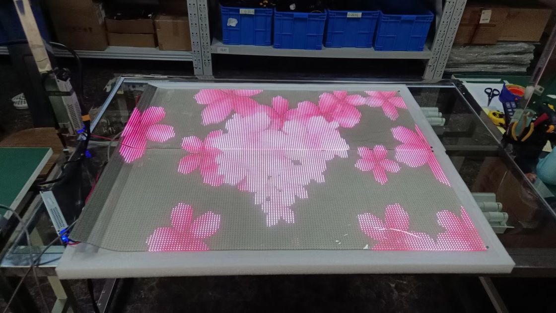 P6 P10 Pannello di visualizzazione a LED trasparente a colori pieni flessibile per interni