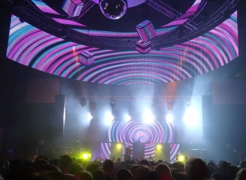 160x320mm Scenic LED Video Wall Per Eventi Multifunzionale Flessibile