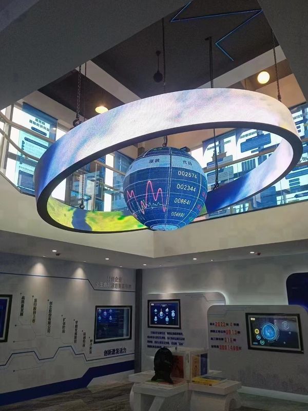 Display a LED circolare sottile e flessibile P1.8 P2 P2.5 P3 a colori